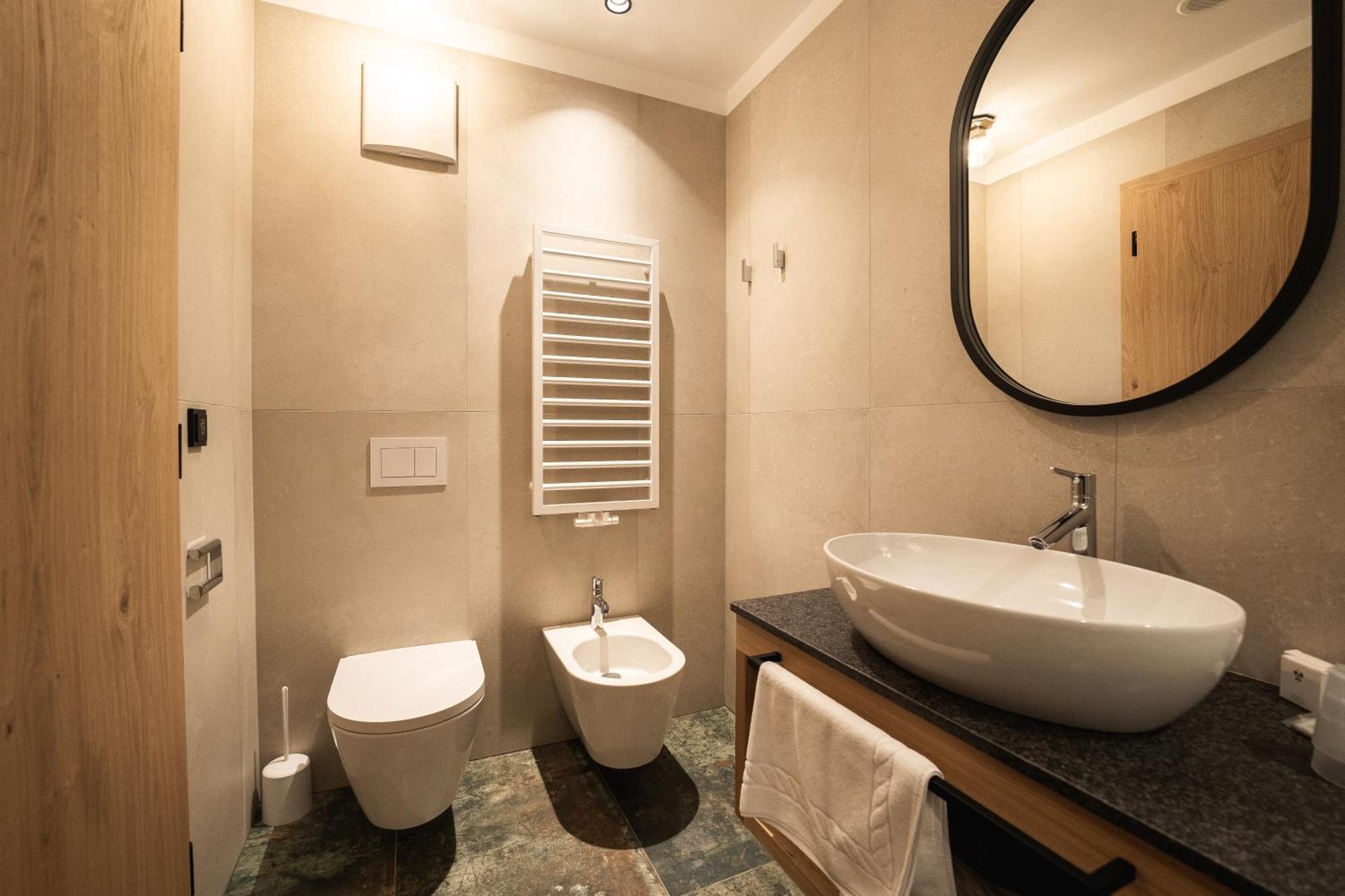 Aparthotel Zum Schloessl Villa Ottone Bagian luar foto